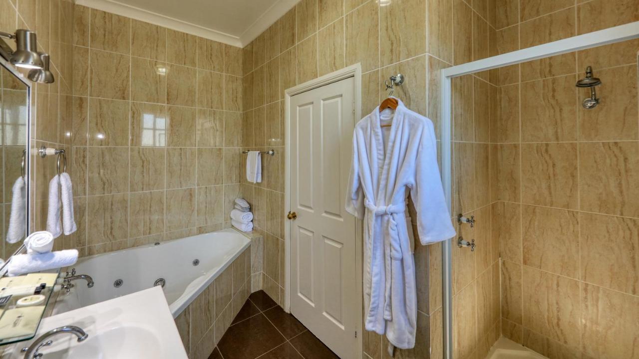 Castlereagh Lodge Motel Coonamble Экстерьер фото